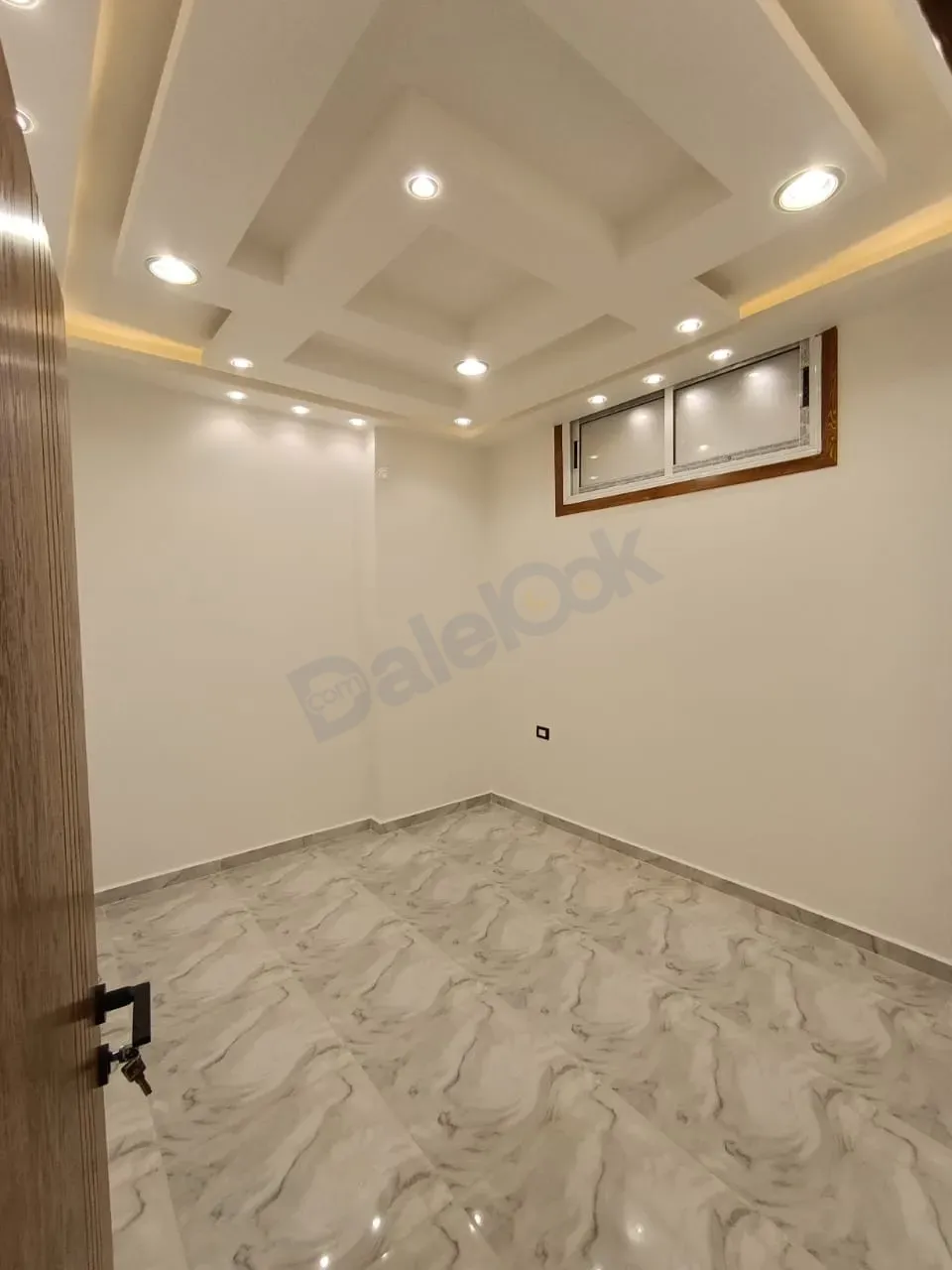 uploads/advertisements/images/للبيع_شقة_في_جرمانا_حي_الوحدة__6_-1786543313096.webp