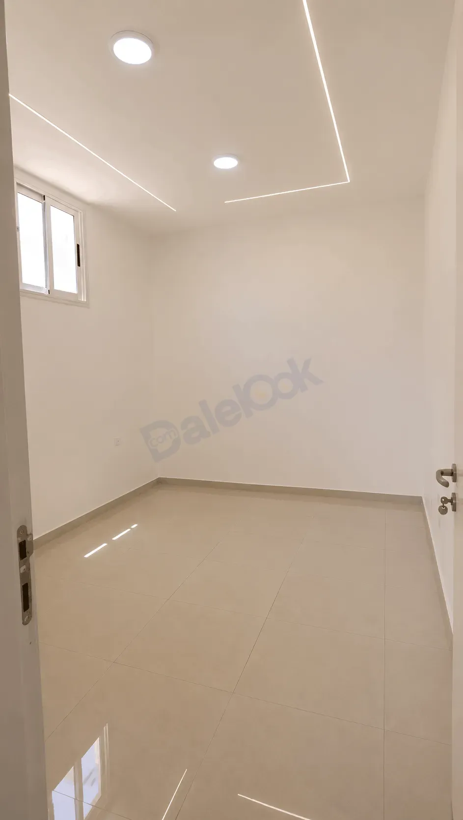 uploads/advertisements/images/للبيع_شقة_في_جرمانا_شارع_النسيم__5_-1783820106110.webp