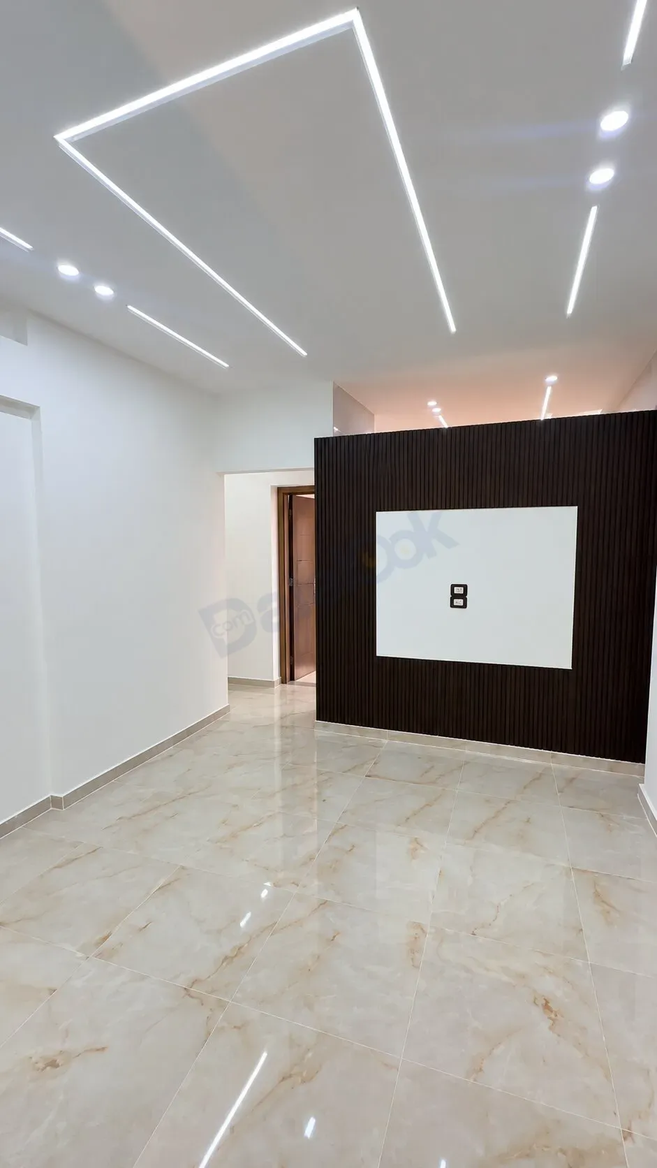 uploads/advertisements/images/للبيع_شقة_في_جرمانا_طابو_أخضر__2_-1788713138891.webp