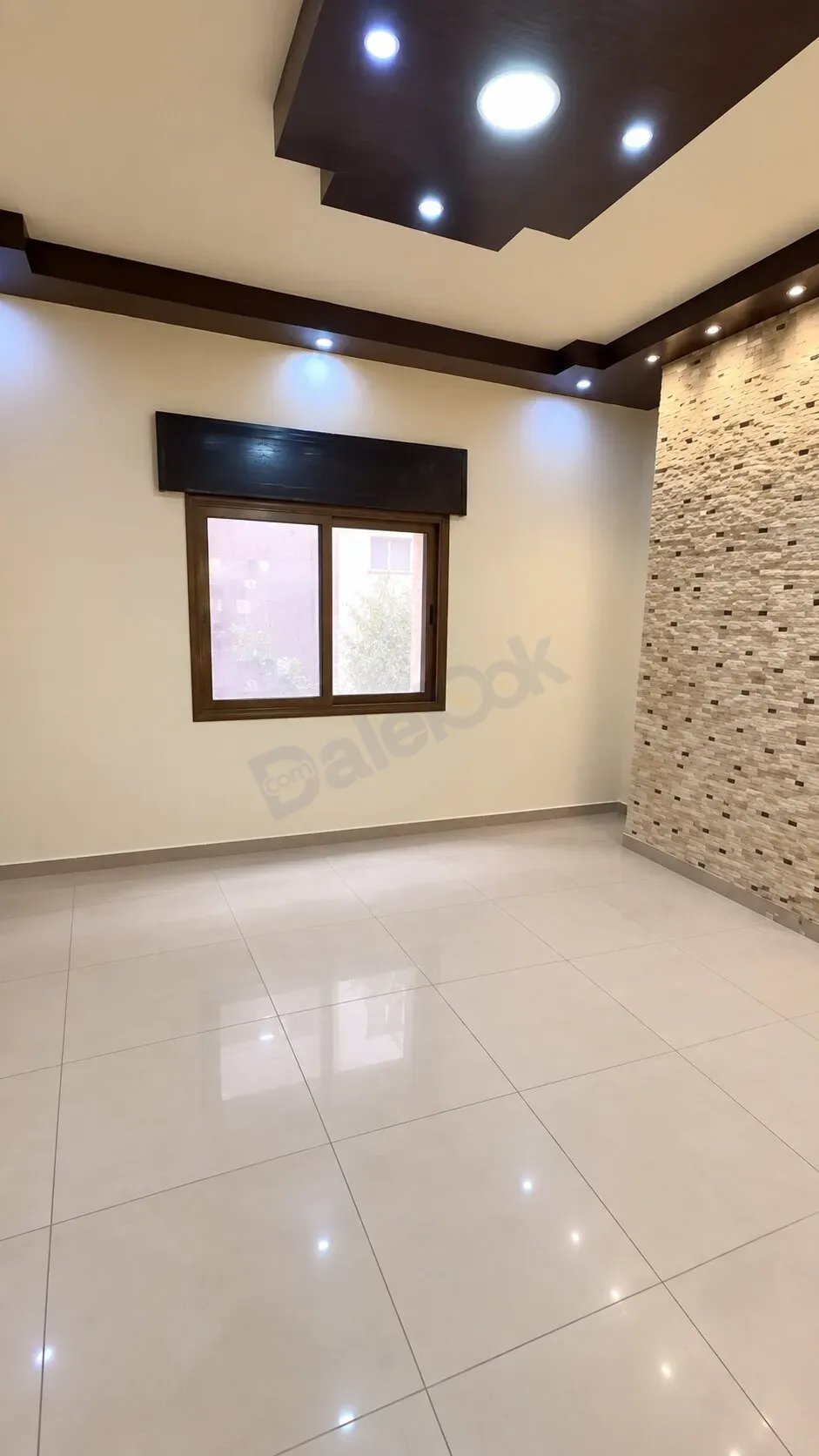 For Sale Apartment in Jaramana on the Corniche