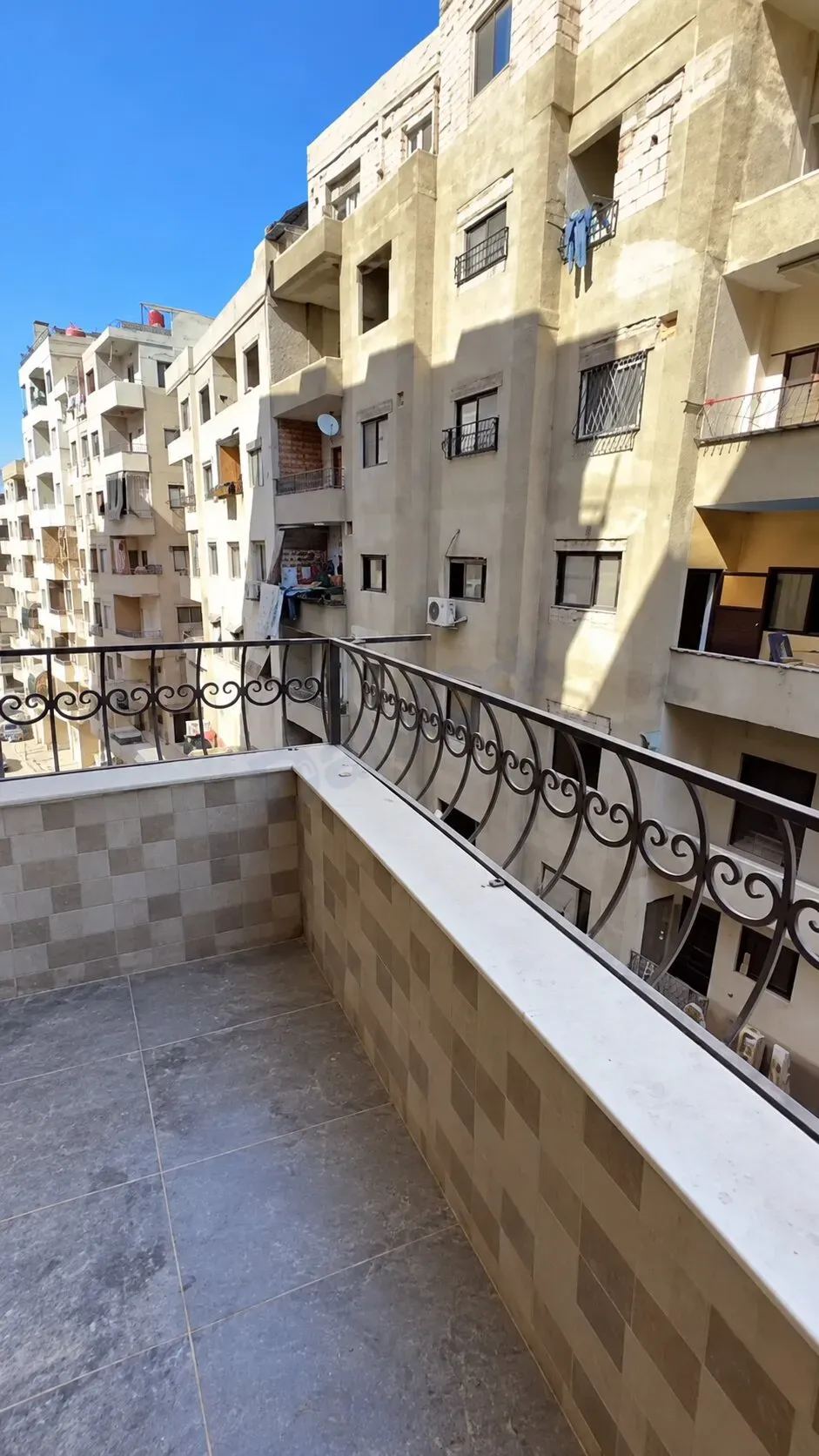uploads/advertisements/images/للبيع_شقة_في_جرمانا_على_الكورنيش__9_-1788736832436.webp
