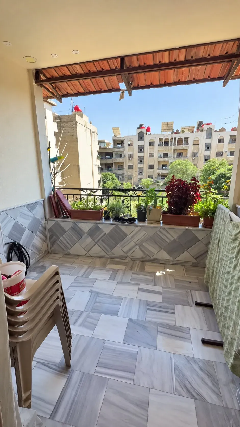 For Sale Apartment in Jaramana Super Deluxe Cladding