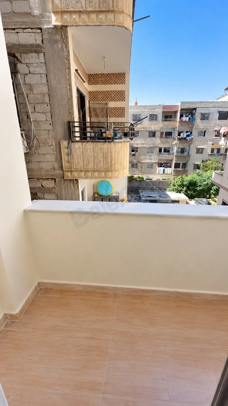 For Sale Apartment in Jaramana Corniche Al Janain Near Al Rawabi Restaurant