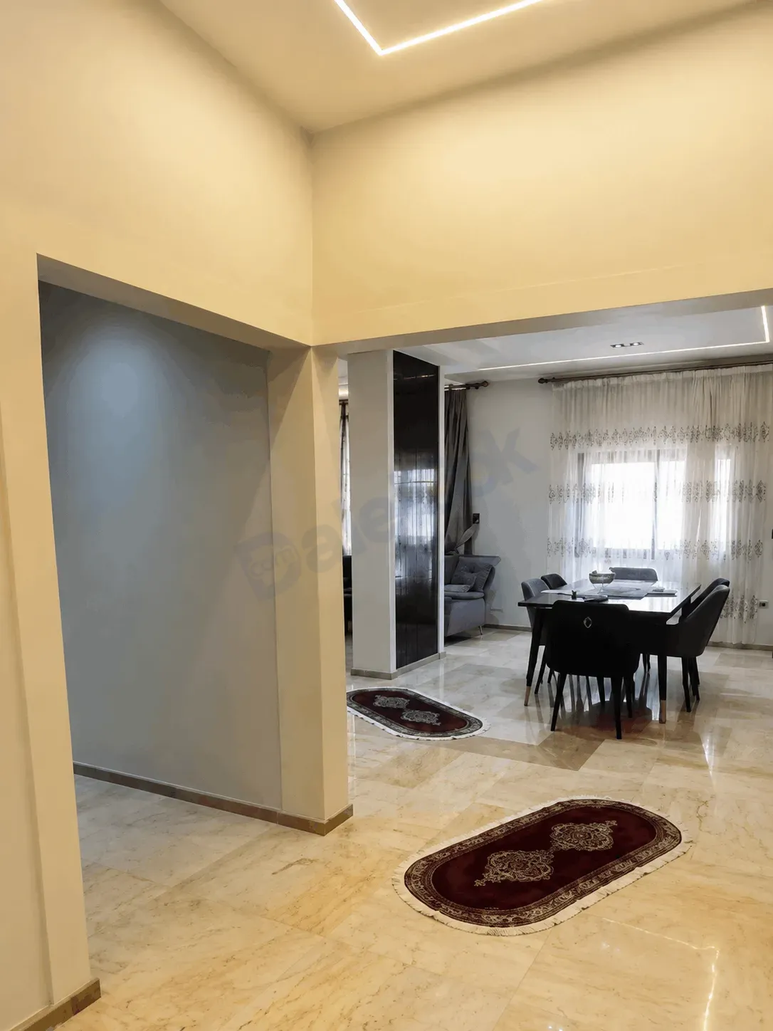 uploads/advertisements/images/للبيع_شقة_في_جرمانا_مجمع_الفارس__12_-1784824931313.webp