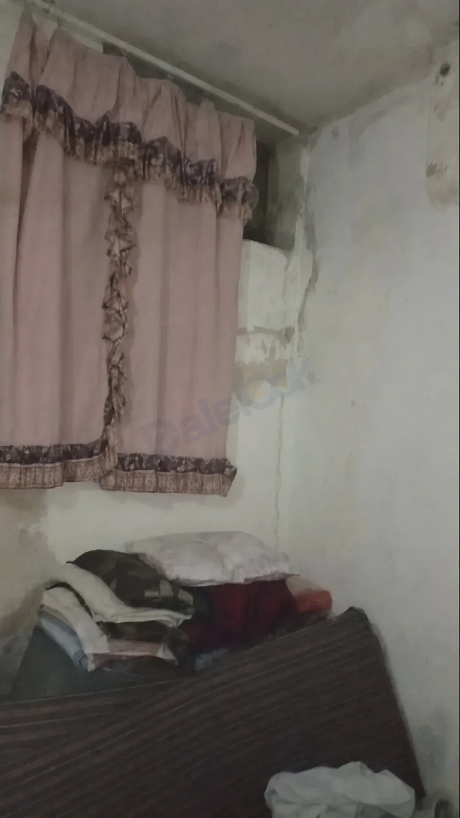 uploads/advertisements/images/للبيع_شقة_في_حرستا_حي_كرم_الطلعة__1_-1786491980733.webp
