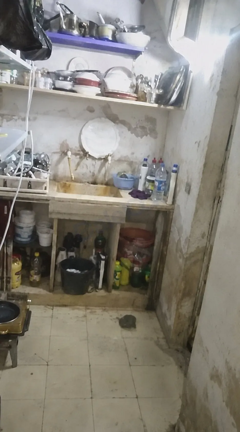 uploads/advertisements/images/للبيع_شقة_في_حرستا_حي_كرم_الطلعة__2_-1786491980734.webp