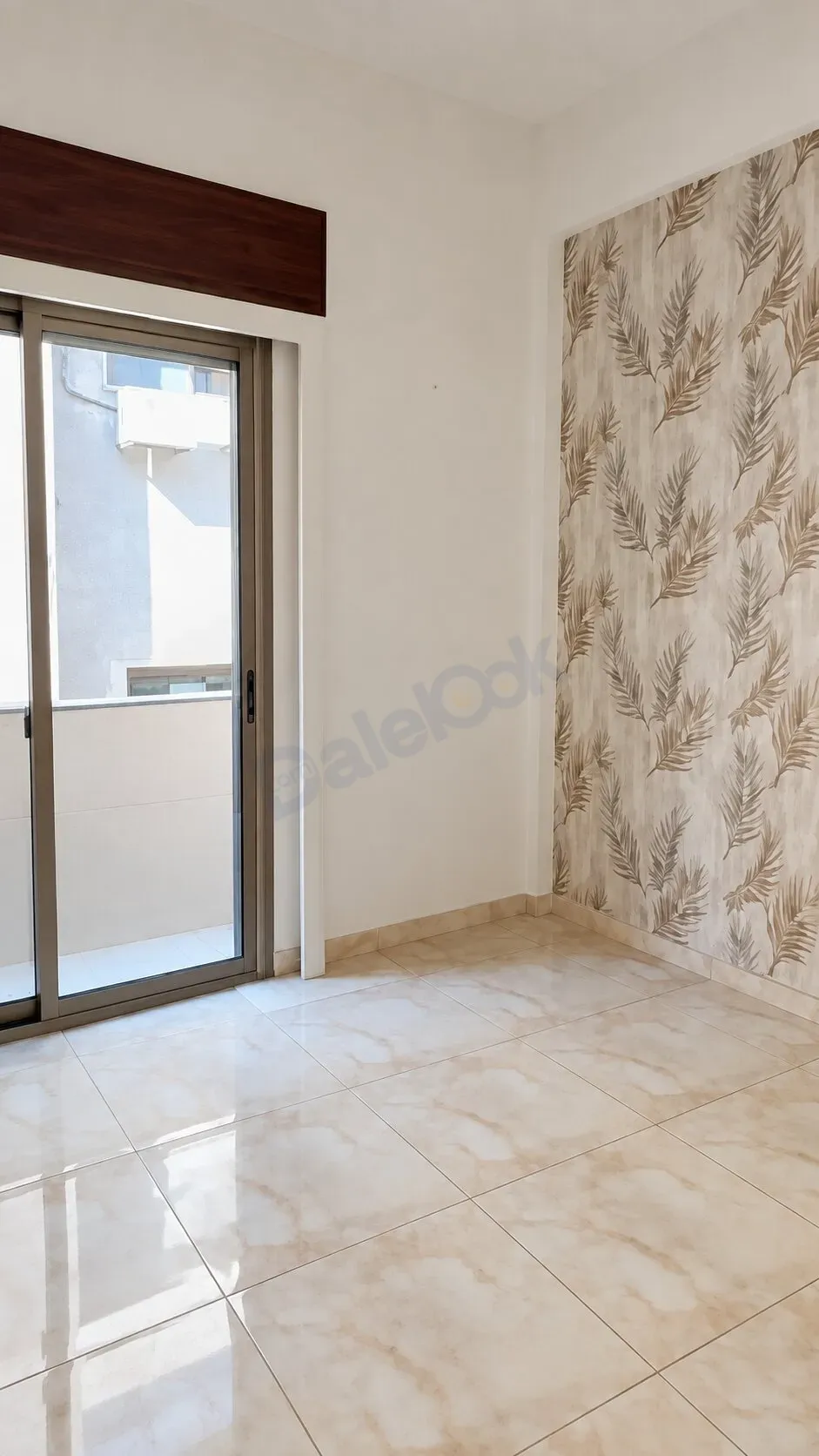 uploads/advertisements/images/للبيع_شقة_في_دمشق_الروضة_جادة_الزهراوي__8_-1789600345958.webp