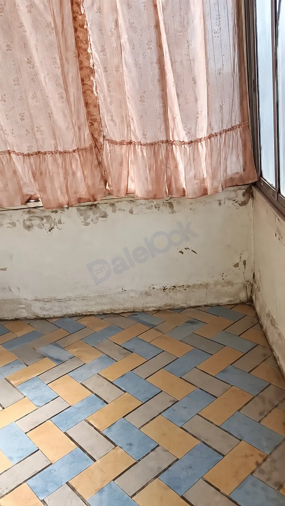 uploads/advertisements/images/للبيع_شقة_في_دمشق_الميدان_باب_مصلى__2_-1789597589702.webp