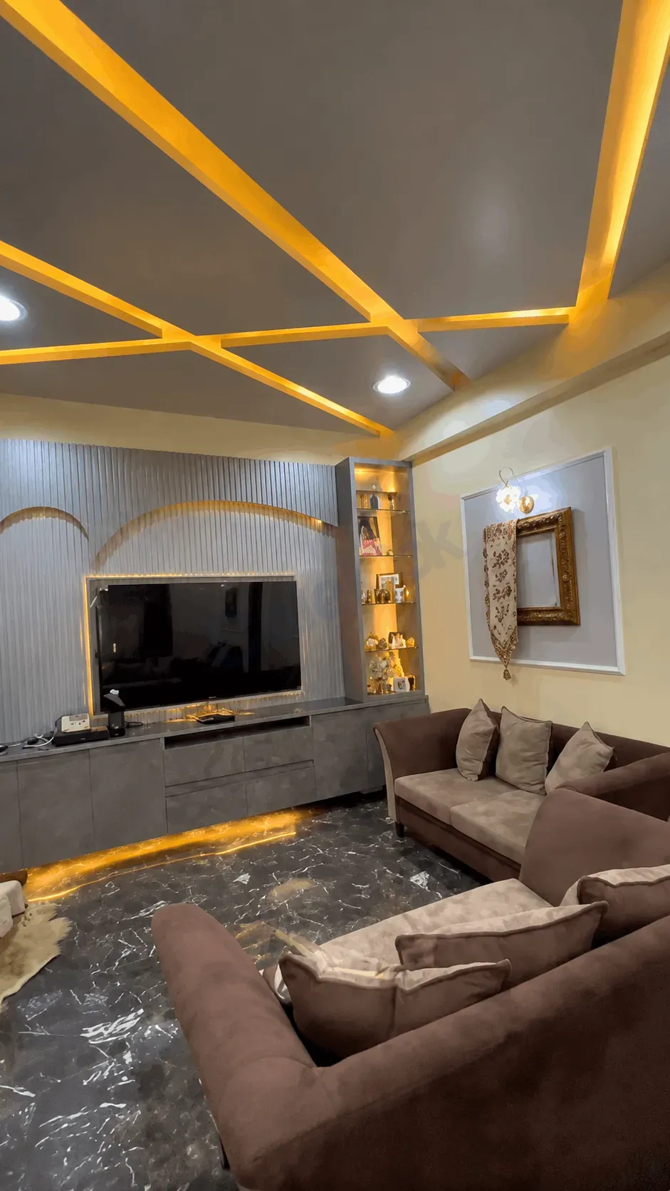 uploads/advertisements/images/للبيع_شقة_في_دمشق_شارع_بغداد__6_-1785265431251.webp