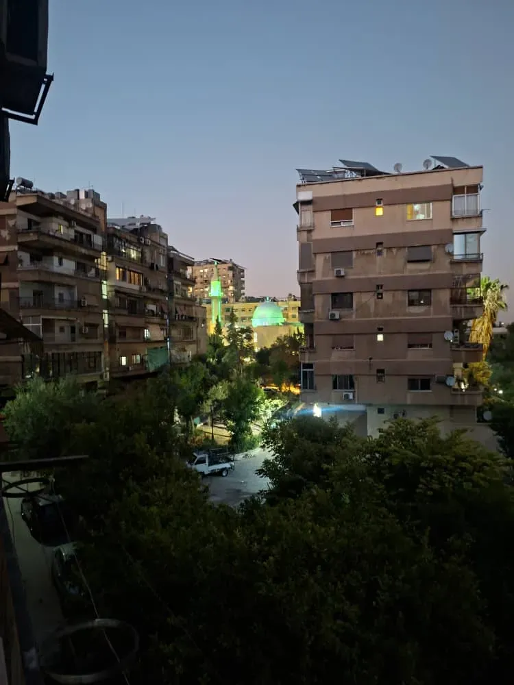 uploads/advertisements/images/للبيع_شقة_في_دمشق_شرقي_ركن_الدين__1_-1789408541096.webp