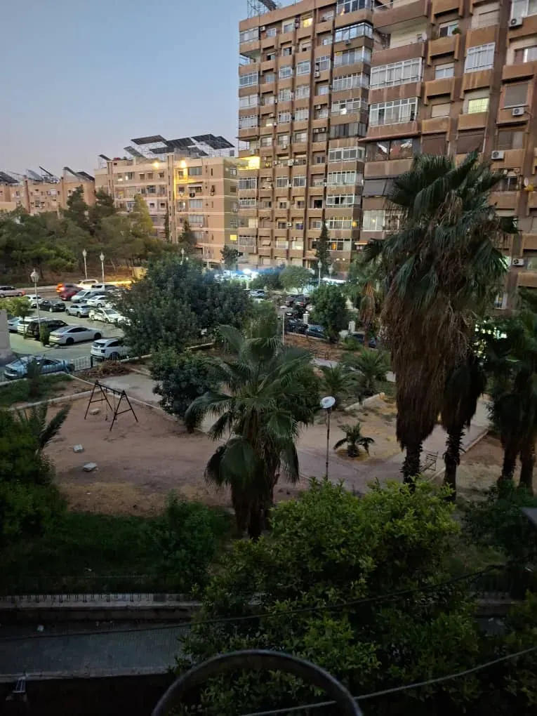 uploads/advertisements/images/للبيع_شقة_في_دمشق_شرقي_ركن_الدين__3_-1789408541096.webp