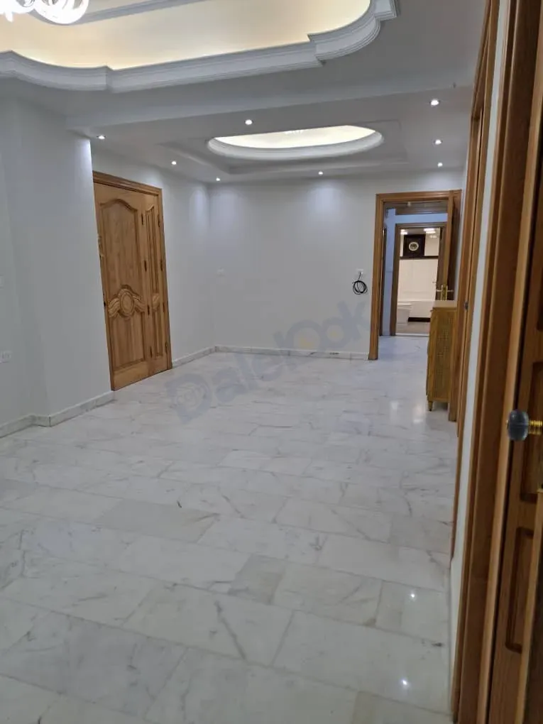 uploads/advertisements/images/للبيع_شقة_في_دمشق_شرقي_ركن_الدين__بالقرب_من_صاله_الانس__13_-1790026143973.webp