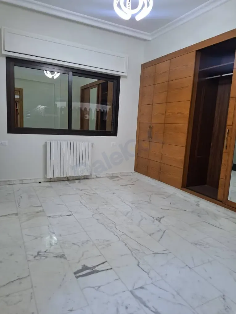 uploads/advertisements/images/للبيع_شقة_في_دمشق_شرقي_ركن_الدين__بالقرب_من_صاله_الانس__1_-1790026143975.webp
