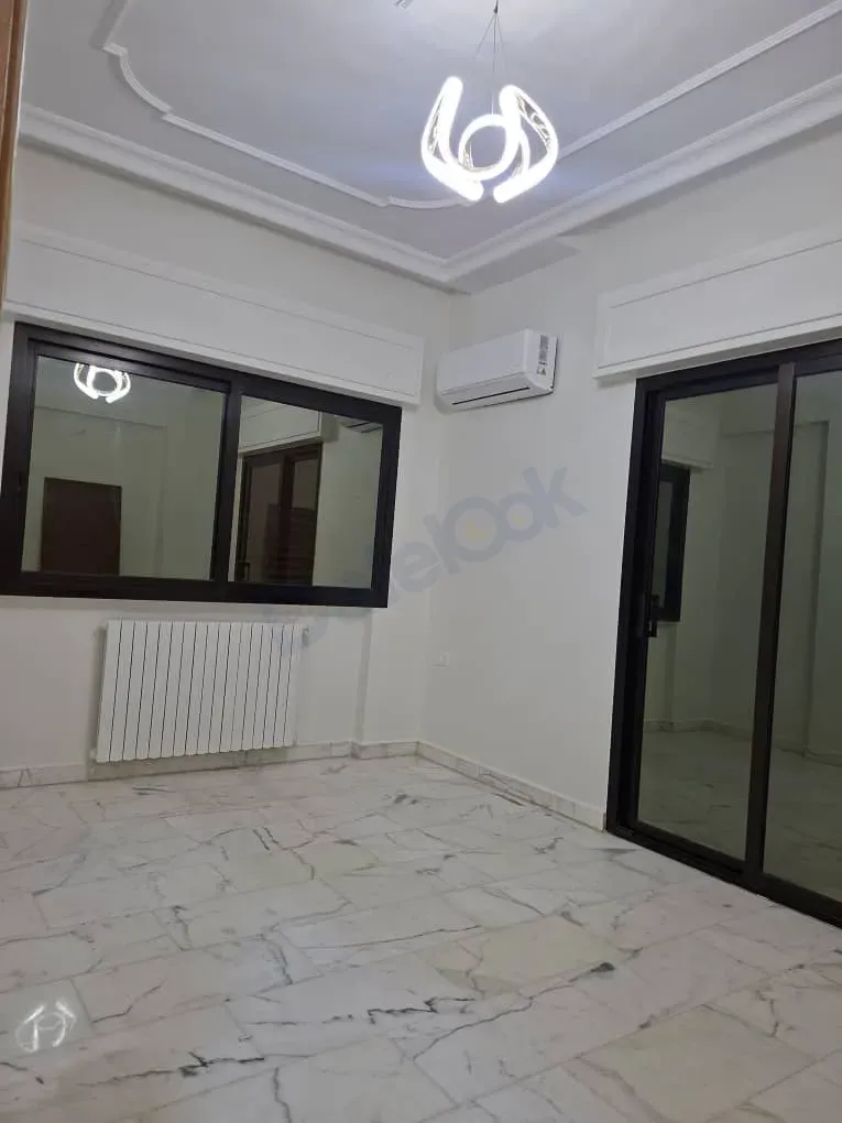 uploads/advertisements/images/للبيع_شقة_في_دمشق_شرقي_ركن_الدين__بالقرب_من_صاله_الانس__9_-1790026143974.webp