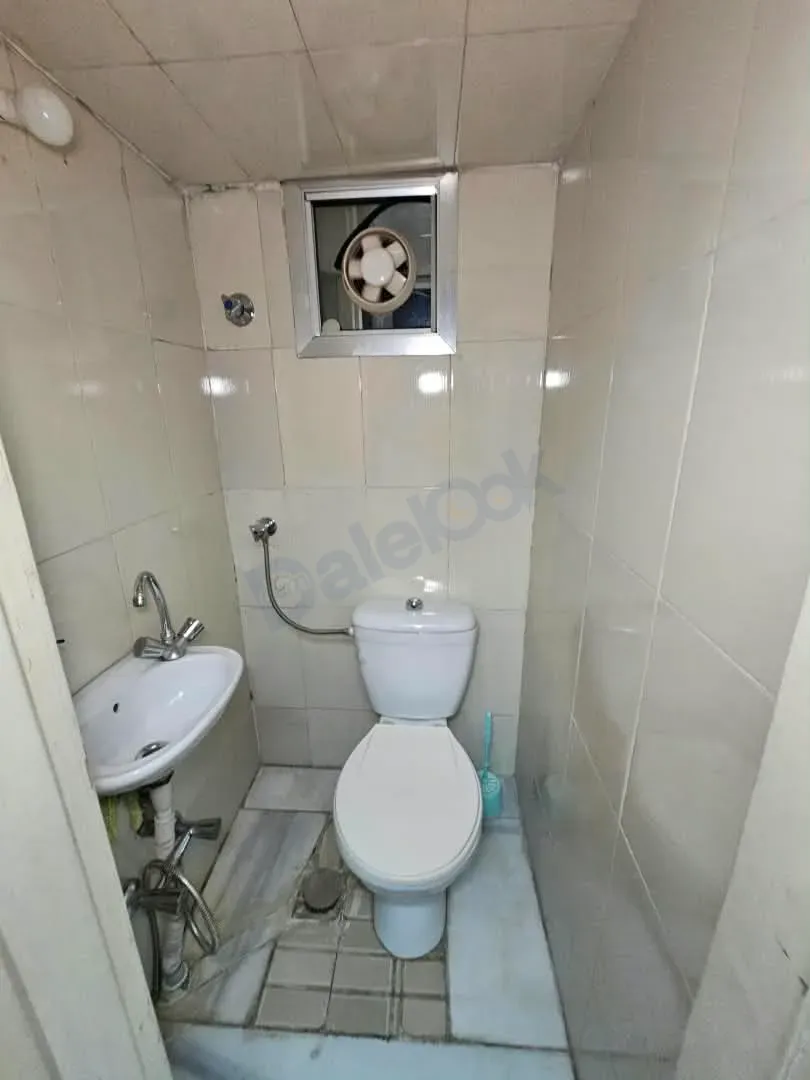 uploads/advertisements/images/للبيع_شقة_في_دمشق_منطقة_مشروع_دمر_التعمير__14_-1789941116454.webp