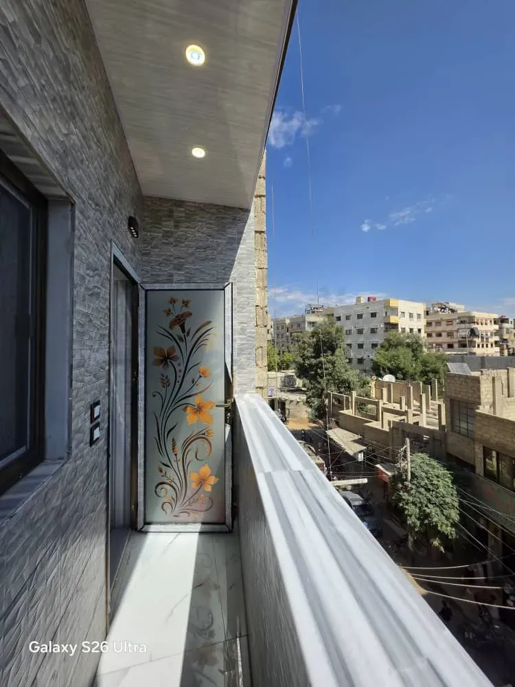 uploads/advertisements/images/للبيع_شقة_في_ريف_دمشق_بيت_سحم_على_الشارع_العام__5_-1792008682936.webp