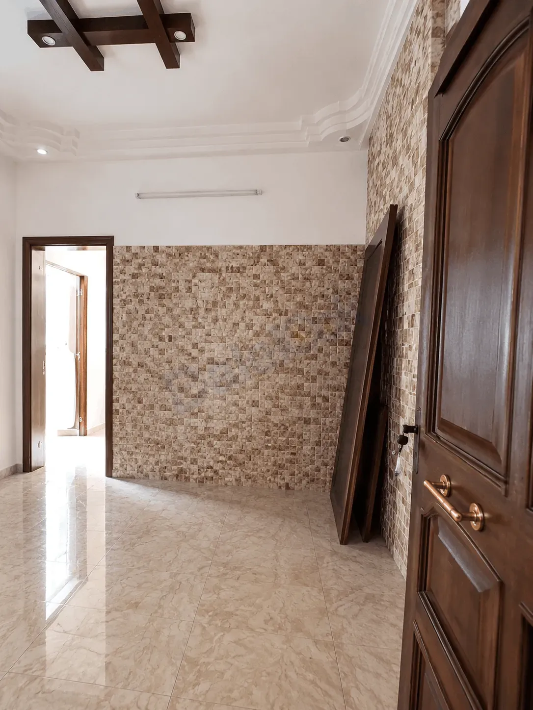 uploads/advertisements/images/للبيع_شقة_في_ريف_دمشق_كفر_بطنا__9_-1783528832446.webp
