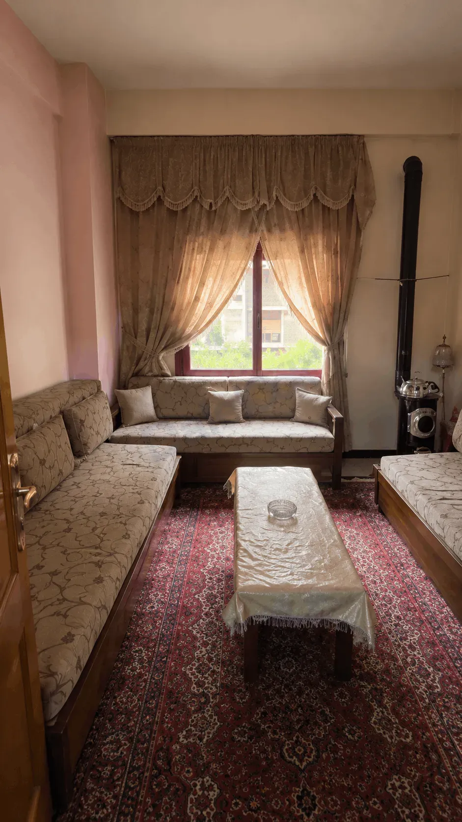 uploads/advertisements/images/للبيع_شقة_في_شارع_بغداد_مرشد_خاطر__4_-1782139098463.webp