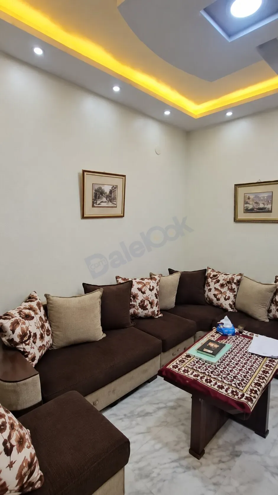 uploads/advertisements/images/للبيع_شقة_في_صحنايا_الكورنيش_الغربي__7_-1788650409319.webp