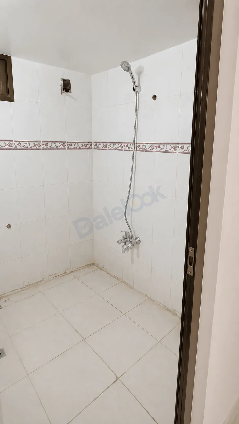 uploads/advertisements/images/للبيع_شقة_في_عرطوز__بعد_حلويات_الاغا__11_-1780674958905.webp