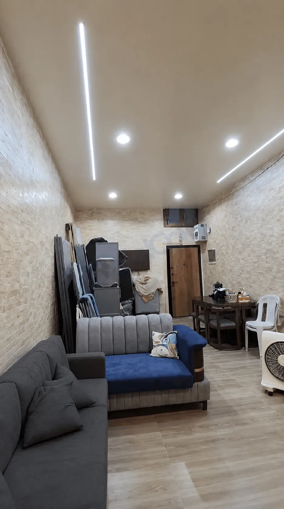 للبيع شقة في كفر بطنا جانب جامع النور