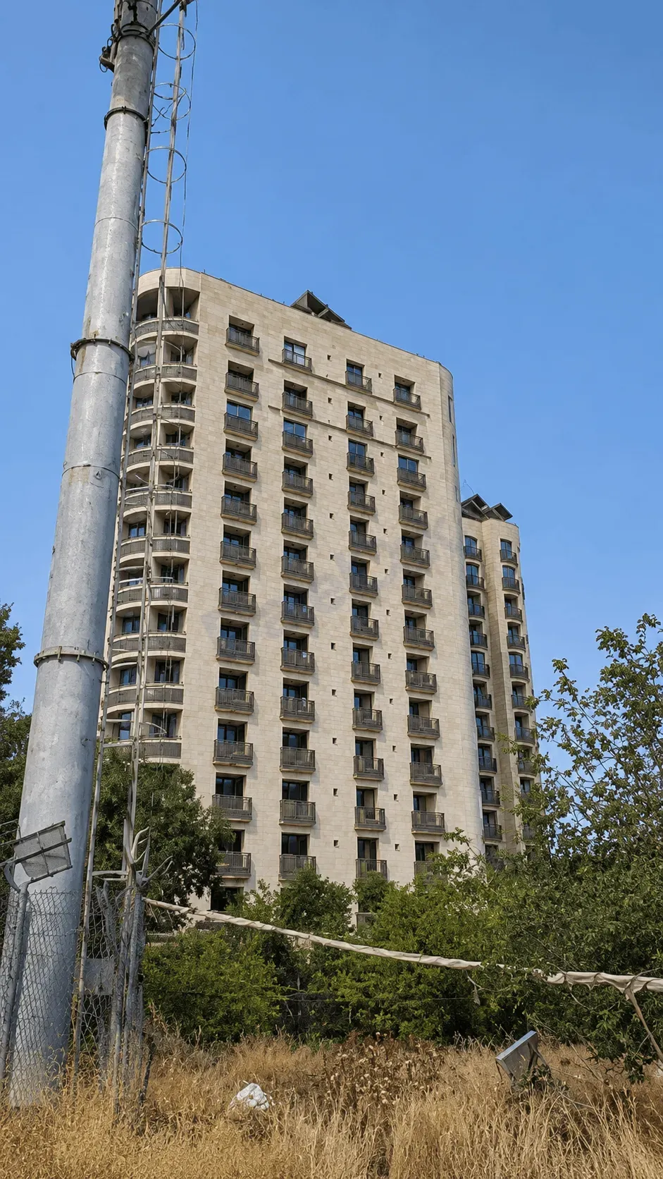 uploads/advertisements/images/للبيع_شقة_في_كفرسوسة_دوار_الجوزة__13_-1783614273716.webp