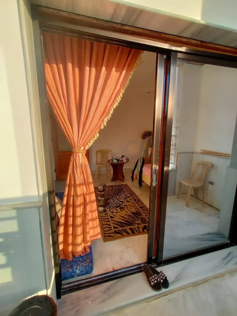 uploads/advertisements/images/للبيع_شقة_في_مساكن_برزة_حي_تشرين__4_-1789073733595.webp