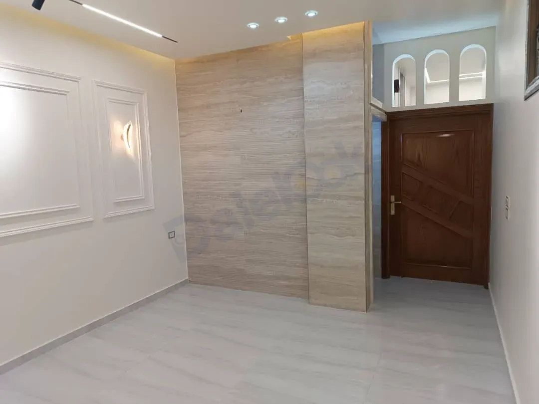 For Sale Apartment in Muadamiyat Al-Sham