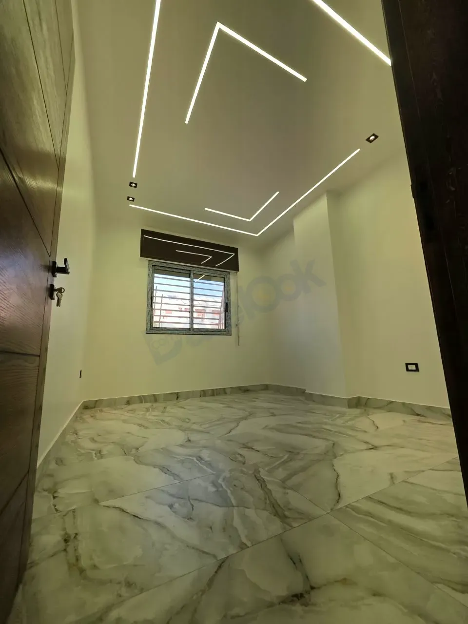 uploads/advertisements/images/للبيع_شقة_في_معضمية_الشام_سكن_أول__4_-1787863481254.webp