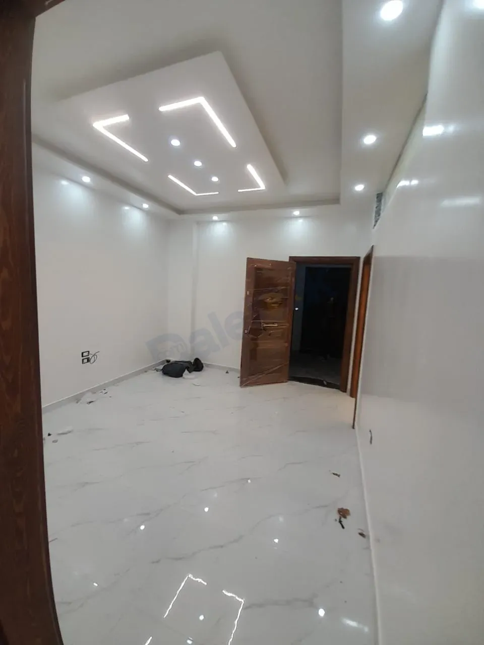 uploads/advertisements/images/للبيع_شقة_في_معضمية_الشام_شارع_الروضة_بناء_حديث__9_-1788793933351.webp