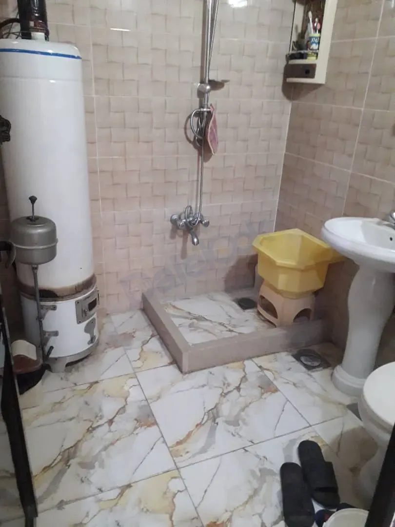 uploads/advertisements/images/للبيع_شقة_في_معضمية_الشام_من_المالك__2_-1786391791441.webp