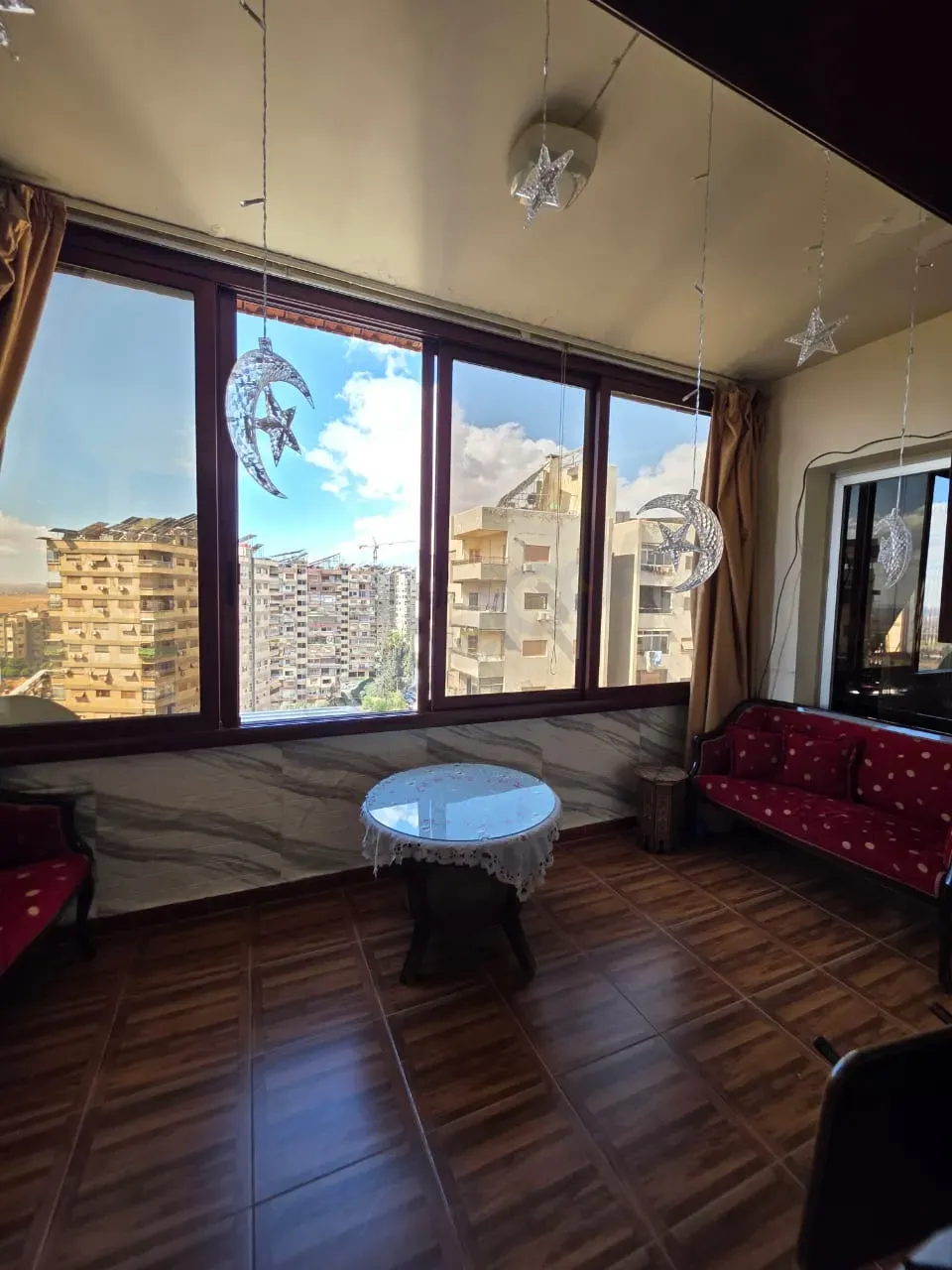 uploads/advertisements/images/للبيع_شقة_في_منطقة_المزة_فيلات_شرقية_نزلة_جامع_الاكرم__13_-1791200803570.webp