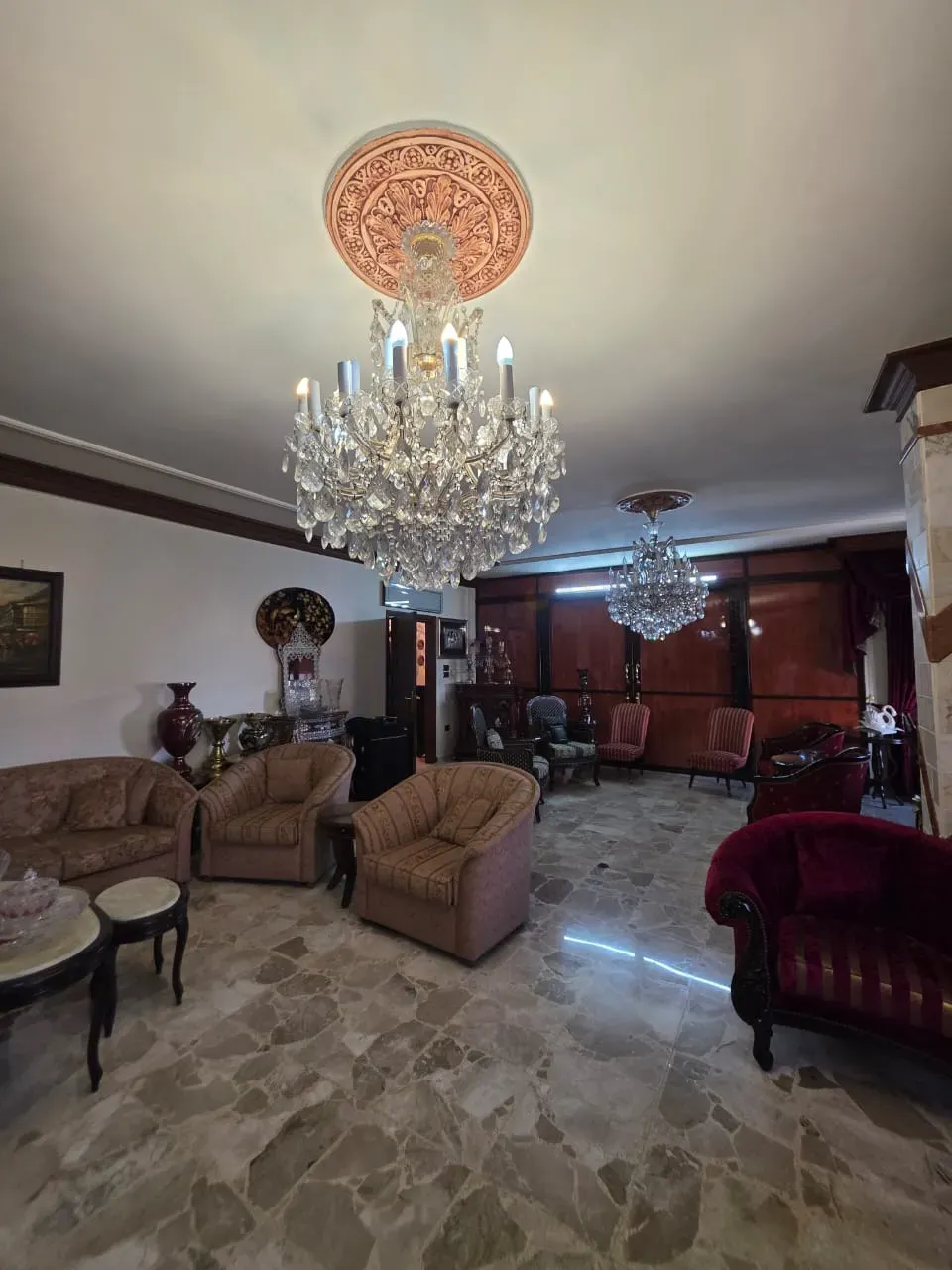 uploads/advertisements/images/للبيع_شقة_في_منطقة_المزة_فيلات_شرقية_نزلة_جامع_الاكرم__5_-1791200803570.webp