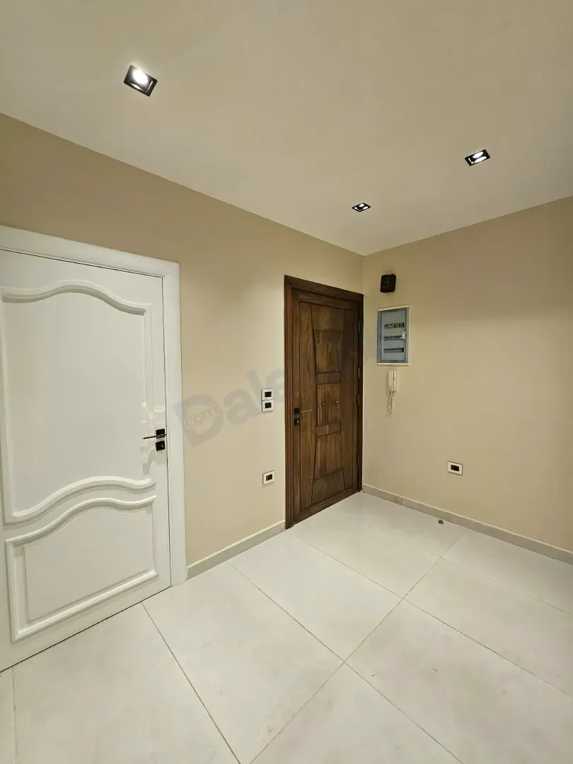 uploads/advertisements/images/للبيع_شقة_في_منطقة_مشروع_دمر_الجزيرة_16__12_-1788030938716.webp