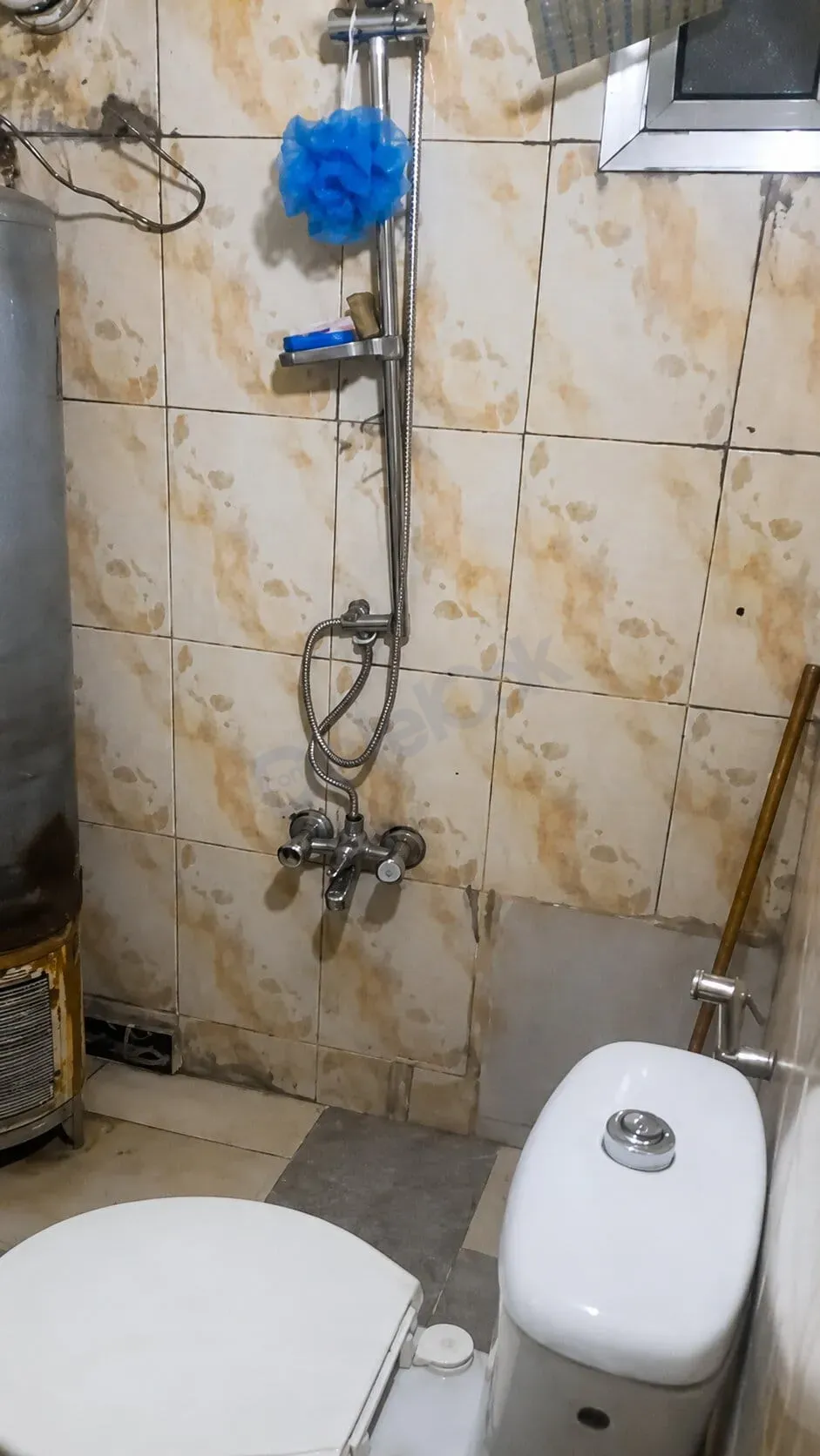 uploads/advertisements/images/للبيع_شقة_في_يلدا_سوق_الخيط__4_-1785606581669.webp