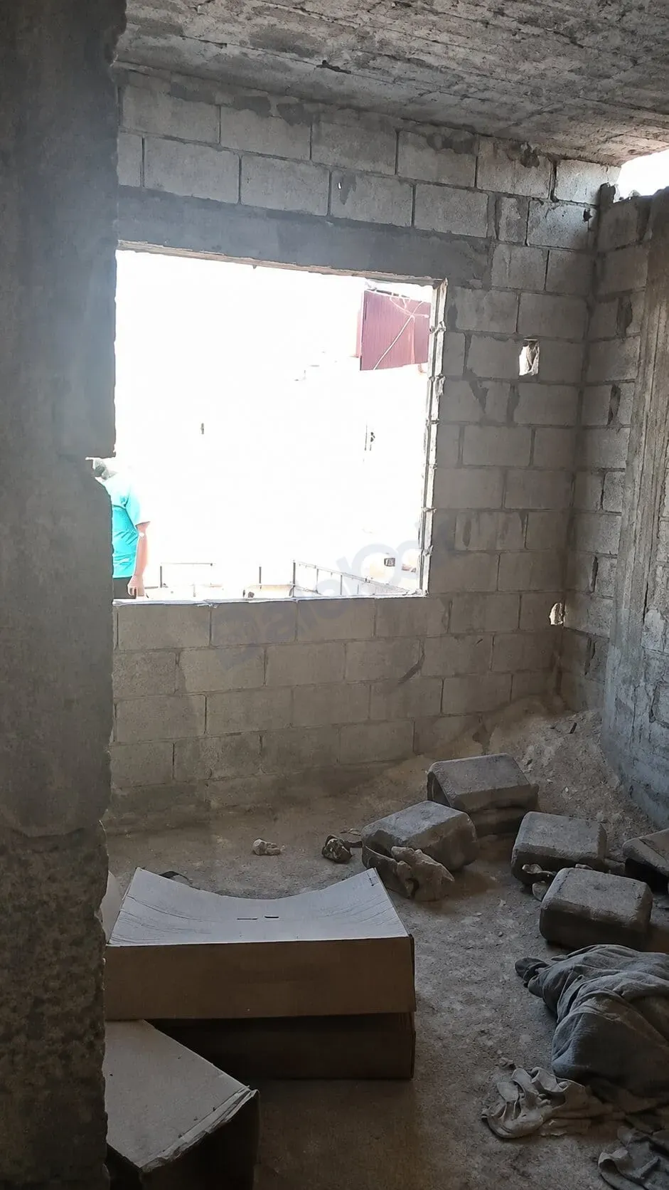 للبيع شقة مع السطح في جرمانا من المالك