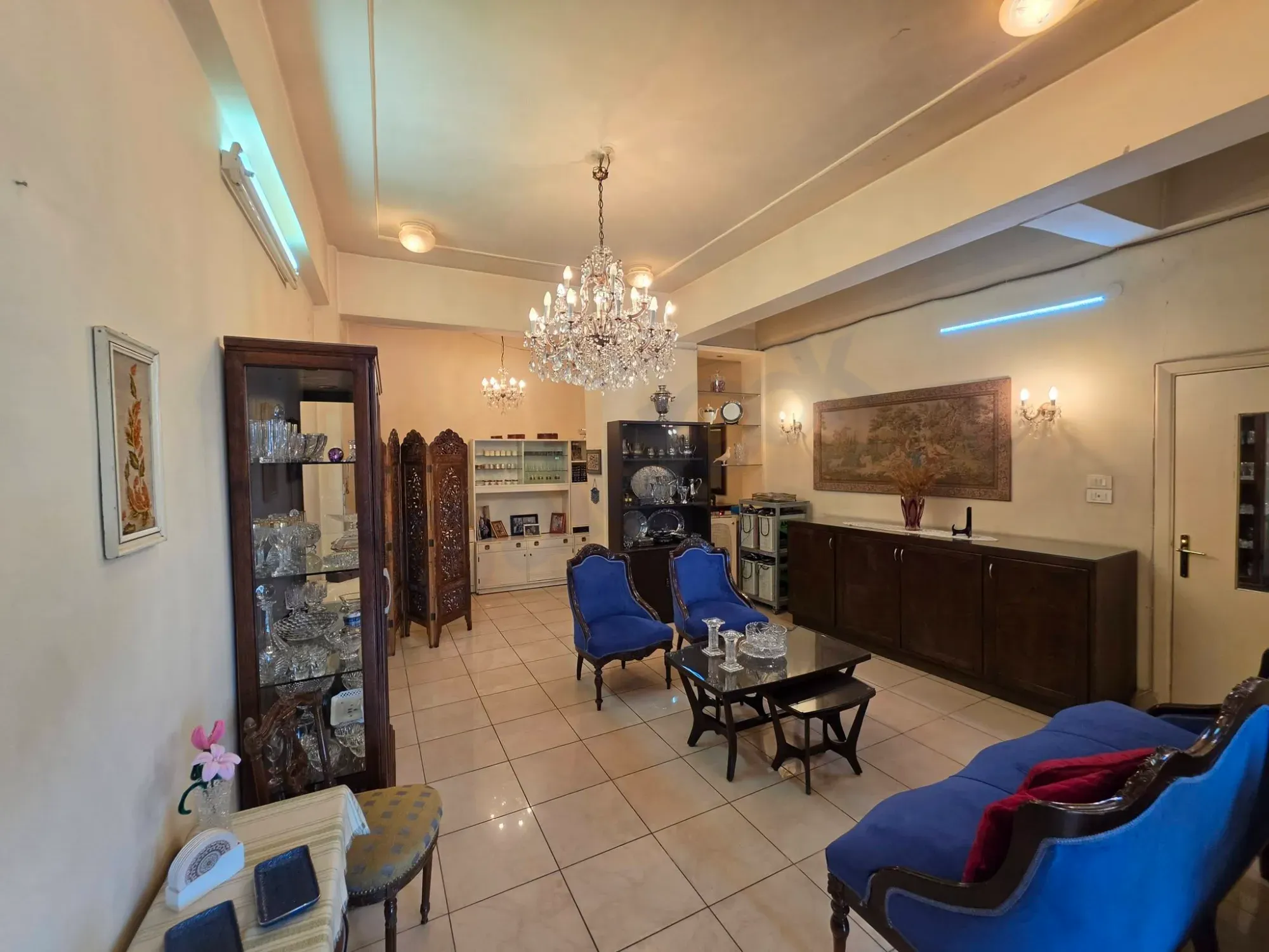 uploads/advertisements/images/للبيع_شقة_مع_السطح_في_دمشق_بمنطقة_الميسات__5_-1791407859816.webp