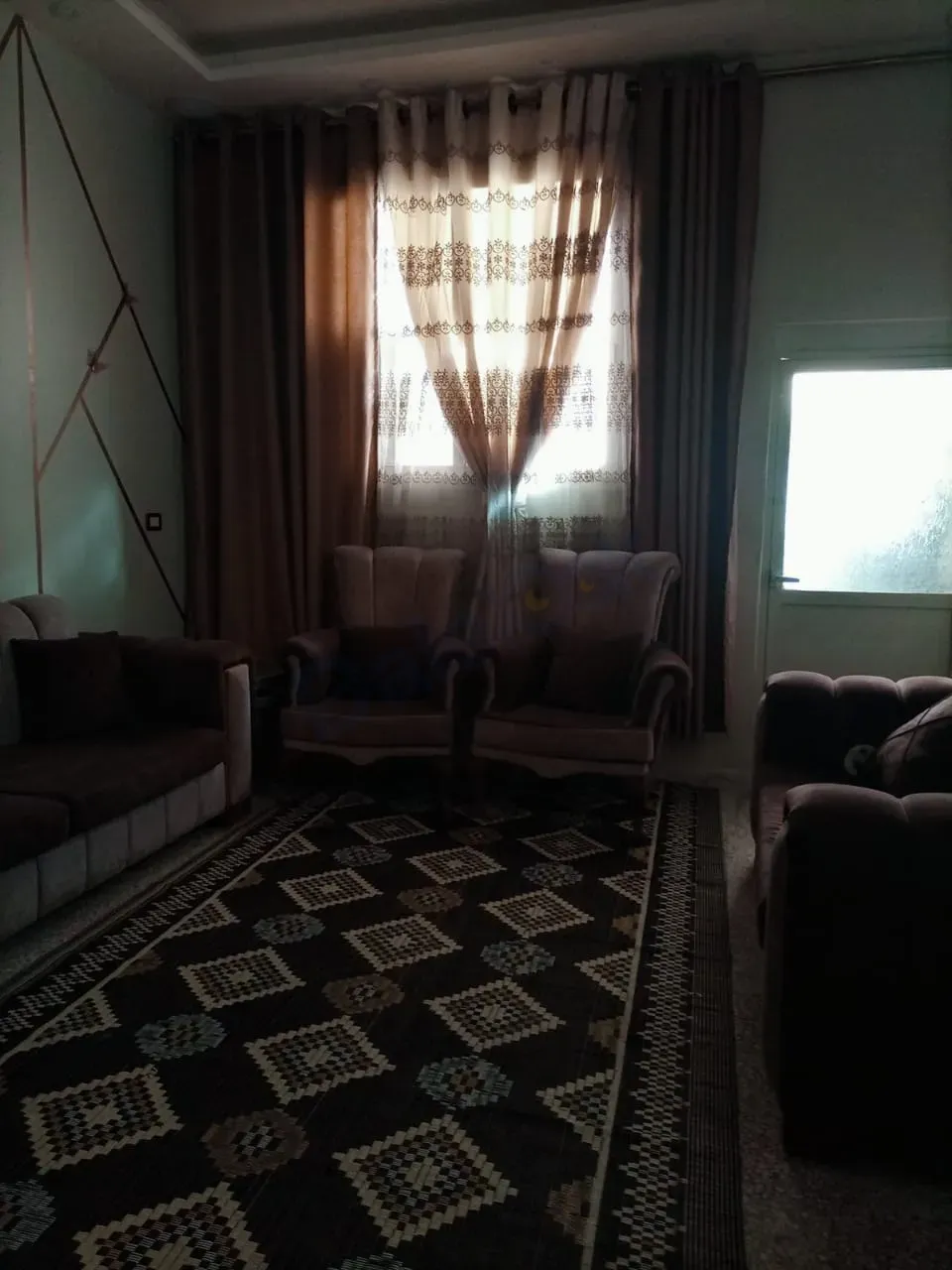 uploads/advertisements/images/للبيع_شقة_مع_السطح_من_المالك_في_عربين__7_-1786802301572.webp
