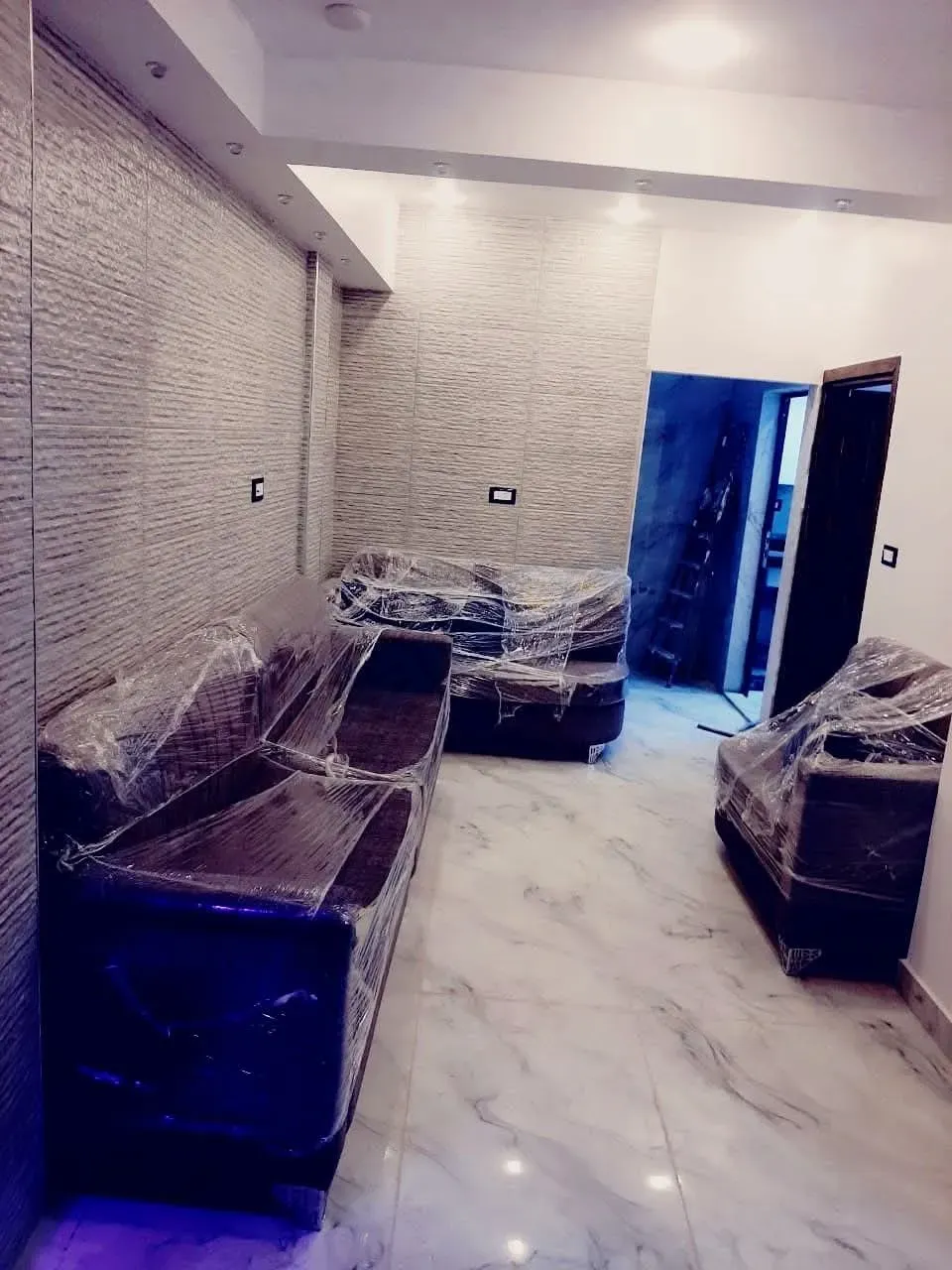 uploads/advertisements/images/للبيع_شقة_مع_الفرش_في_الزاهرة_القديمة_جانب_مشفى_الفيحاء-1791220772135.webp