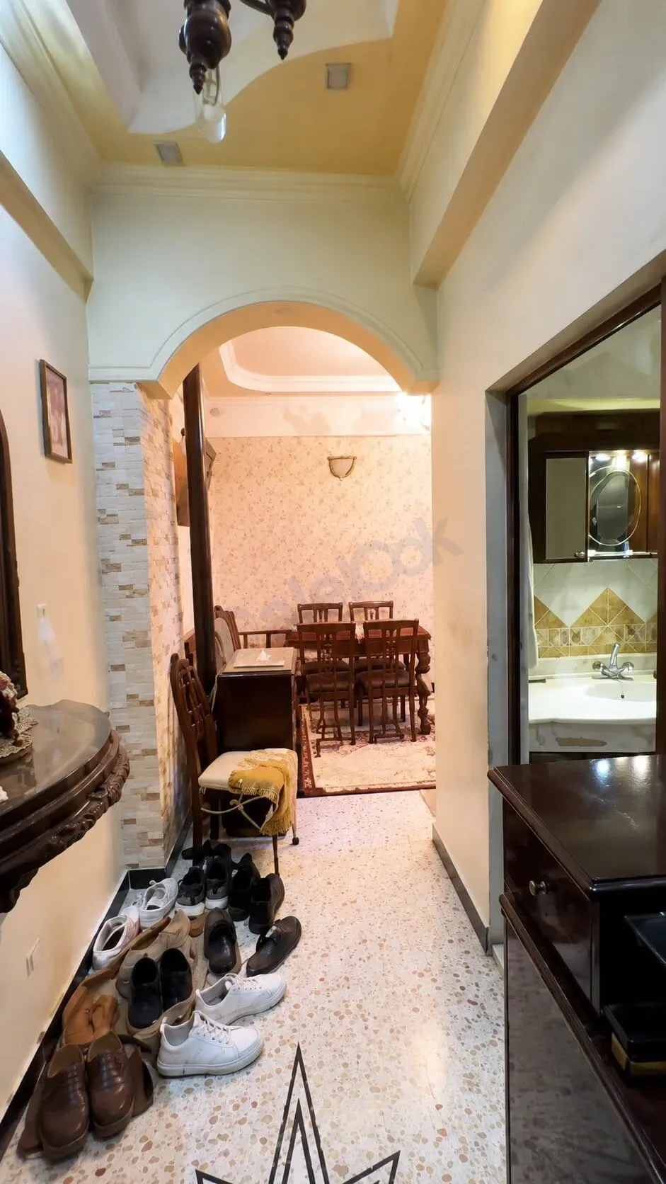 uploads/advertisements/images/للبيع_شقة_مع_الفرش_في_برزة_شارع_الحنبلي__4_-1787773135582.webp