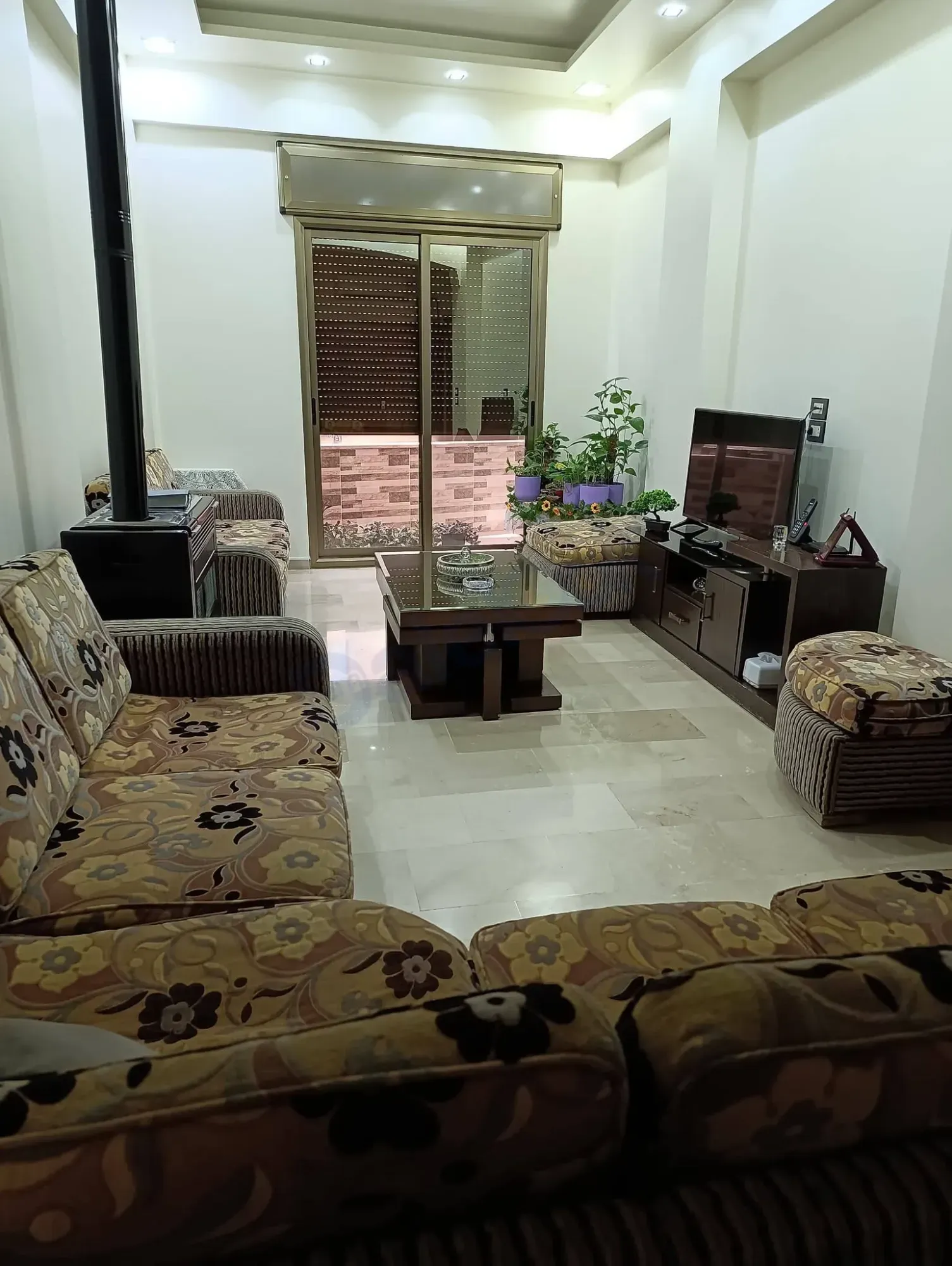 للبيع شقة مميزة بسعر مناسب في زملكا