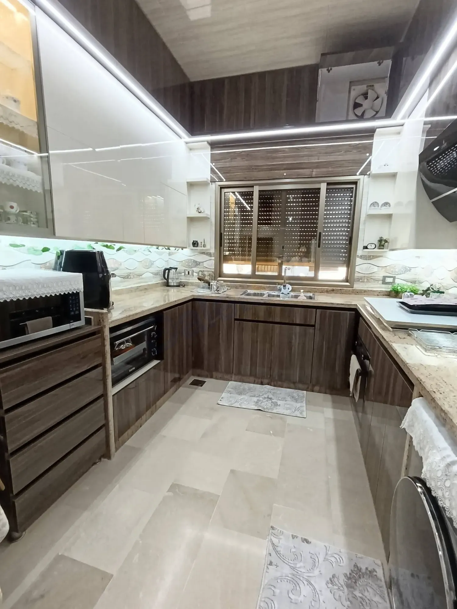 uploads/advertisements/images/للبيع_شقة_مميزة_بسعر_مناسب_في_زملكا__1_-1790763789493.webp