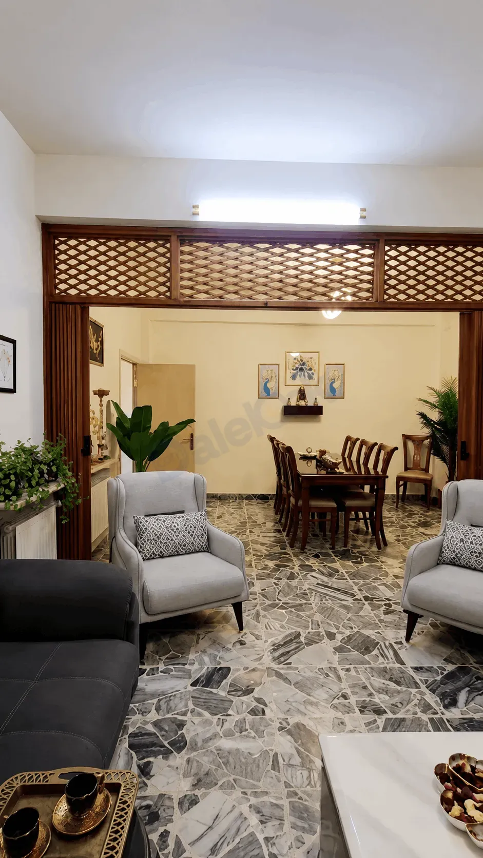 uploads/advertisements/images/للبيع_شقة_مميزة_في_المزرعة__9_-1785248149746.webp