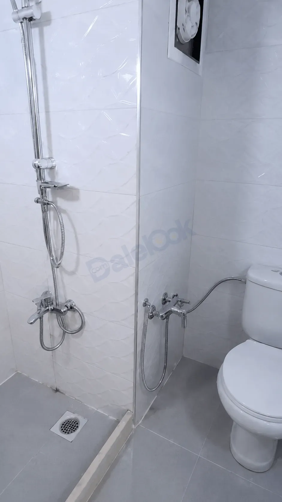 uploads/advertisements/images/للبيع_شقة_مميزة_في_الهامة___الساحة_الرئيسية__2_-1784650786718.webp