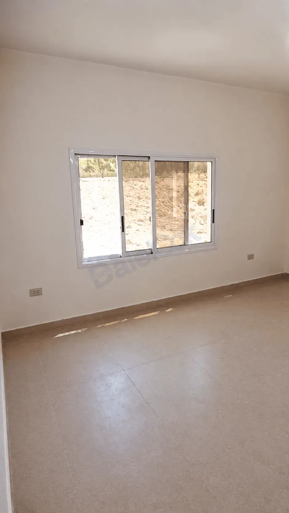 uploads/advertisements/images/للبيع_شقة_مميزة_في_الهامة___حي_الشامية__1_-1784749566276.webp