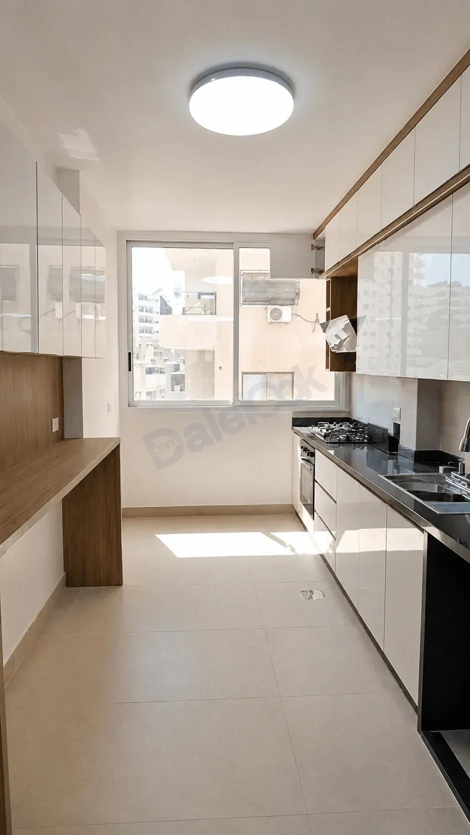 uploads/advertisements/images/للبيع_شقة_مميزة_في_الهامة___حي_الشامية__2_-1784749566274.webp