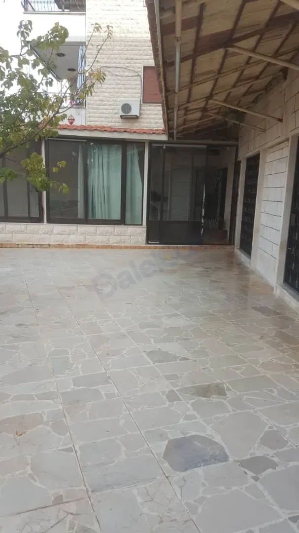uploads/advertisements/images/للبيع_شقة_مميزة_في_دمشق_بلودان_بعد_فندق_جوليا__3_-1790355350860.webp