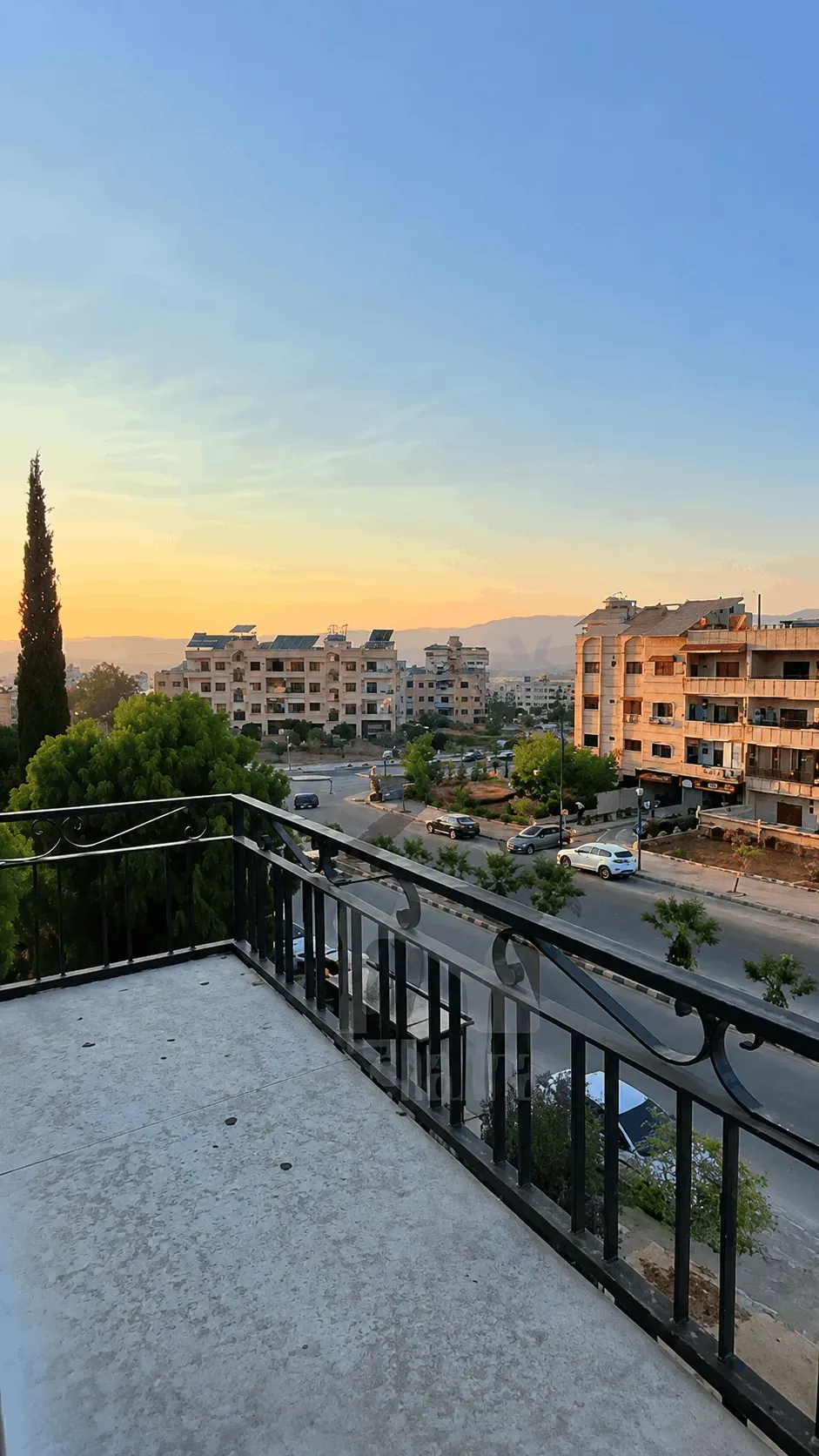 للبيع شقة مميزة في ضاحية قدسيا في الجزيرة C3