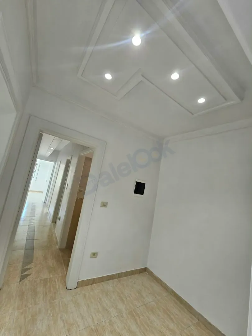 uploads/advertisements/images/للبيع_شقة_مميزة_في_مشروع_دمر_الجزيرة_10__8_-1791323542385.webp