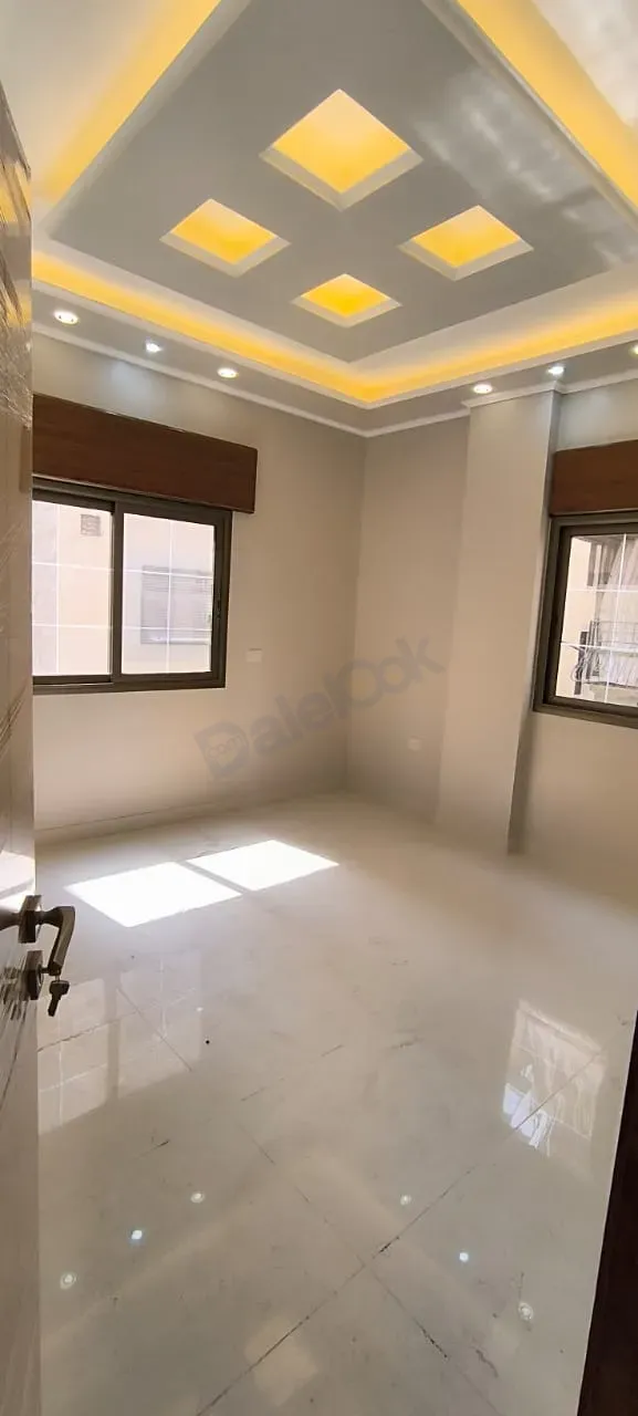 uploads/advertisements/images/للبيع_شقة_مميزة_في_معضمية_الشام_من_المالك__13_-1786202947818.webp